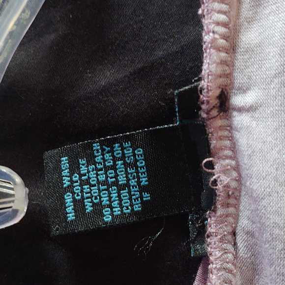 Rue21 - Picture 8 of 11